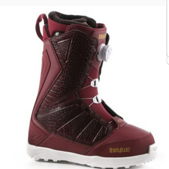 ThirtyTwo BOA Lashed '17 Snowboard Boots - Picture 1 of 13